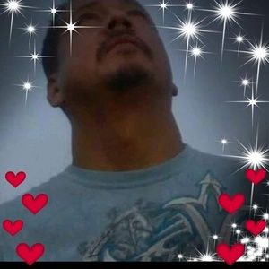 Meet your Posher, Efrain